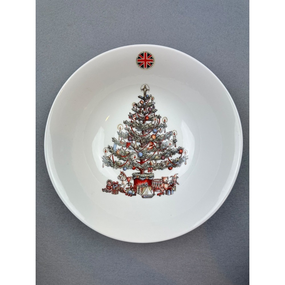 NEW Churchill‎ Earthenware Christmas Tree Serving Bowl 9.5"
